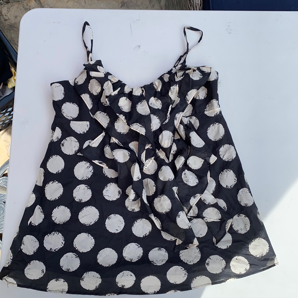 NEW twentyone ruffle front tank size M